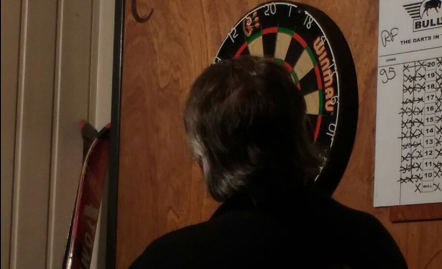 Scheidsrechter eist hoofdrol op tijdens spannende bekerwedstrijd